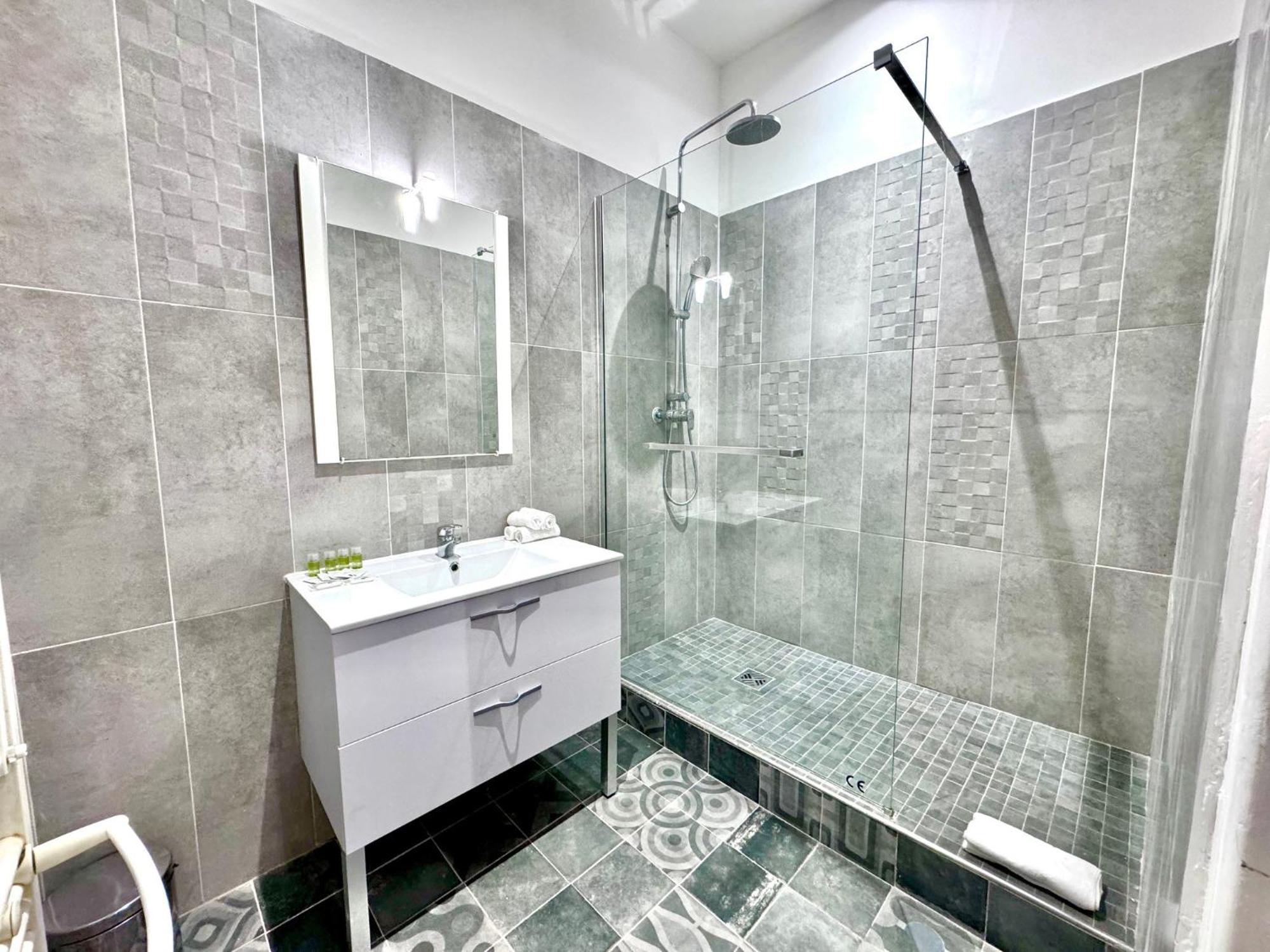 Aparthotel Riviera - Pont Vieux 2 - Old Town - Charm 2 Bedrooms Apartement Ac - 5Mn Beach Nice Extérieur photo